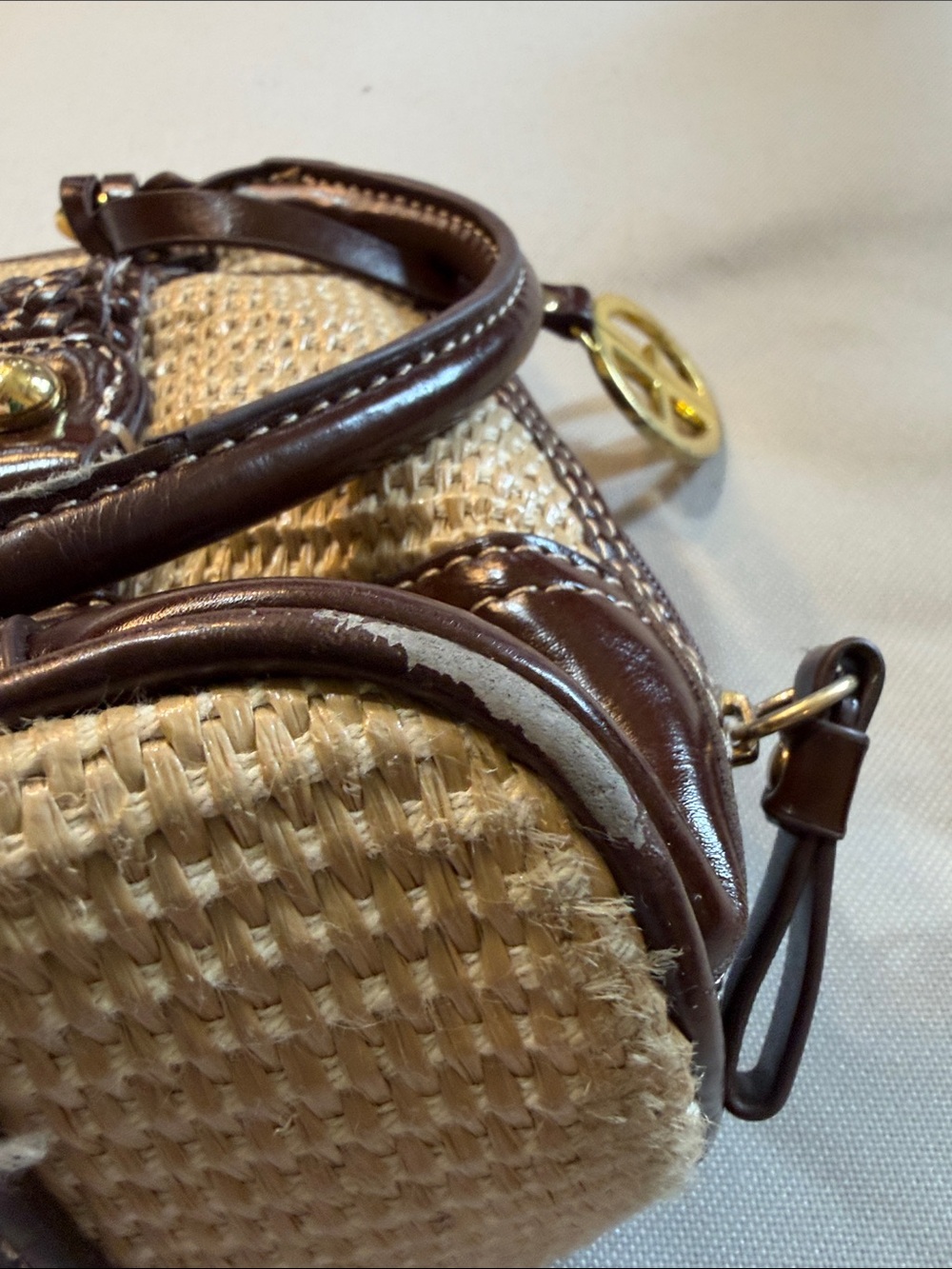 Gianni Bernini Tan Woven Shoulder Bag with Brown Trim - Picture 12 of 13